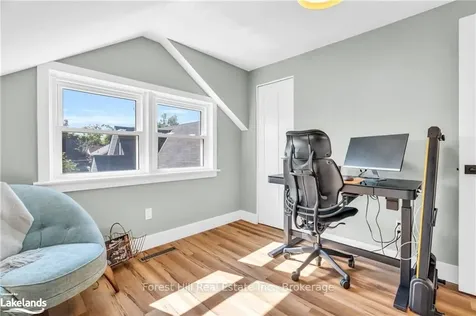 215 Margaret Avenue Kitchener ON N2H 4J1