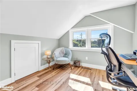 215 Margaret Avenue Kitchener ON N2H 4J1