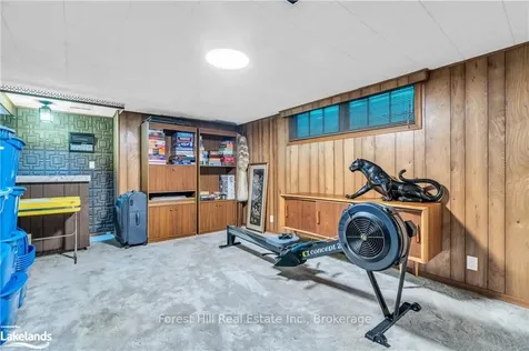 215 Margaret Avenue Kitchener ON N2H 4J1