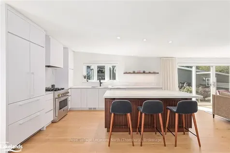 144 Russell Street N/a W Blue Mountains ON N0H 2P0