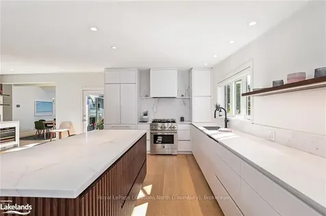 144 Russell Street N/a W Blue Mountains ON N0H 2P0