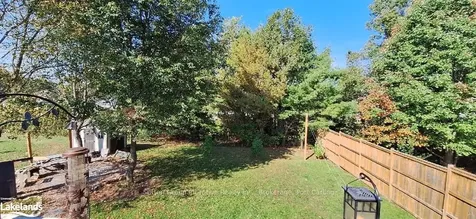 11 Herons Hill Bracebridge ON P1L 0A9