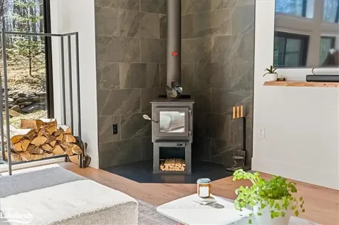 1315 North Drive Dysart Et Al ON K0M 1M0