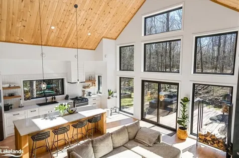 1315 North Drive Dysart Et Al ON K0M 1M0