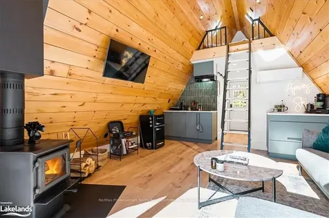 1315 North Drive Dysart Et Al ON K0M 1M0