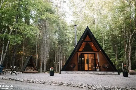 1315 North Drive Dysart Et Al ON K0M 1M0