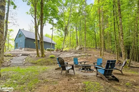 1315 North Drive Dysart Et Al ON K0M 1M0