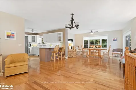 595 Lorne Street Gravenhurst ON P1P 1N1