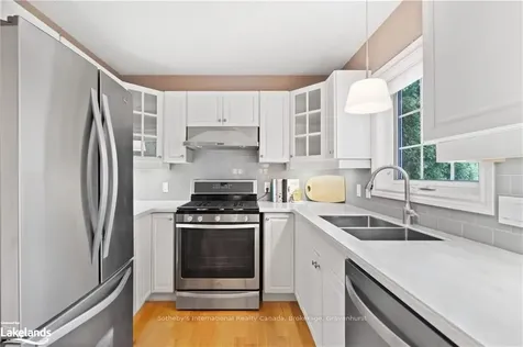 595 Lorne Street Gravenhurst ON P1P 1N1