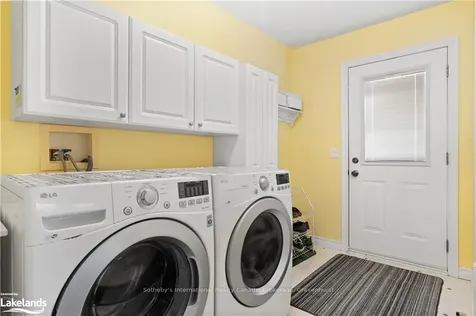 595 Lorne Street Gravenhurst ON P1P 1N1