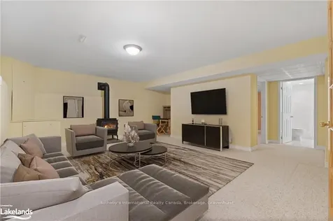 595 Lorne Street Gravenhurst ON P1P 1N1