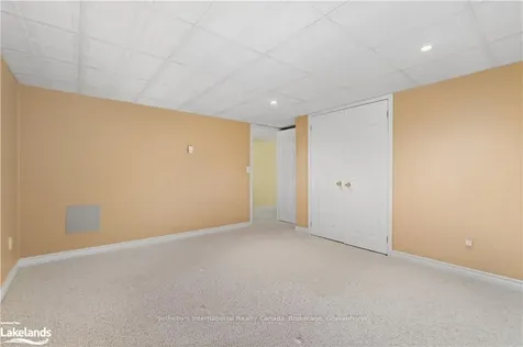 595 Lorne Street Gravenhurst ON P1P 1N1