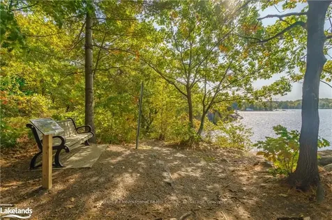 595 Lorne Street Gravenhurst ON P1P 1N1