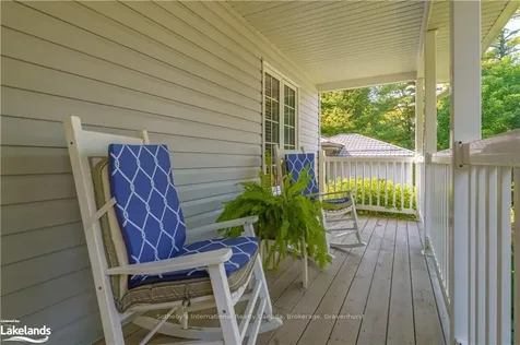 595 Lorne Street Gravenhurst ON P1P 1N1