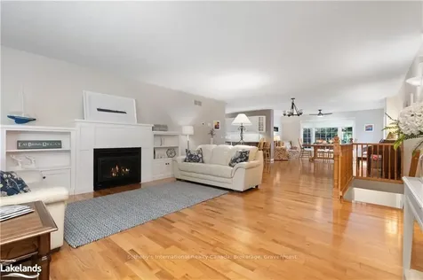 595 Lorne Street Gravenhurst ON P1P 1N1