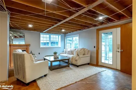 32 Gullins Road Huntsville ON P1H 1M6
