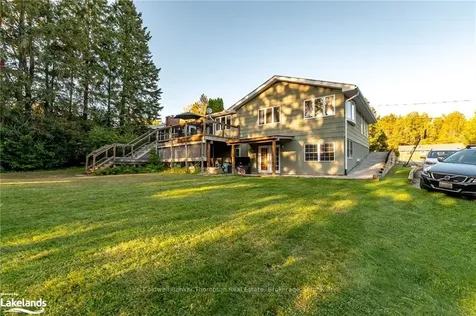 32 Gullins Road Huntsville ON P1H 1M6