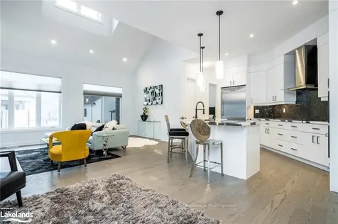 115 Beacon Drive Blue Mountains ON N0H 2P0