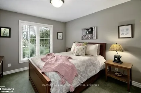 136 Algonquin Drive Meaford ON N4L 0A7