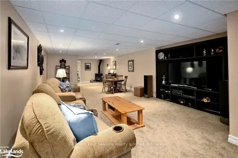 136 Algonquin Drive Meaford ON N4L 0A7