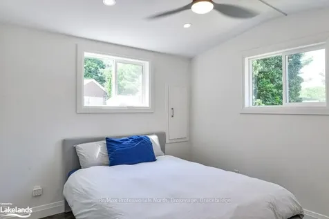 1007 Racoon Road Gravenhurst ON P1P 1R1