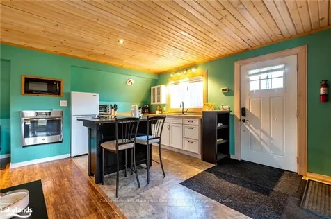 260 North Lancelot Road Huntsville ON P0B 1M0