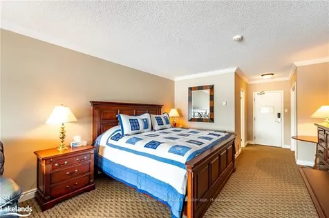 1235 Deerhurst Bayshore N/a Huntsville ON P1H 1A9