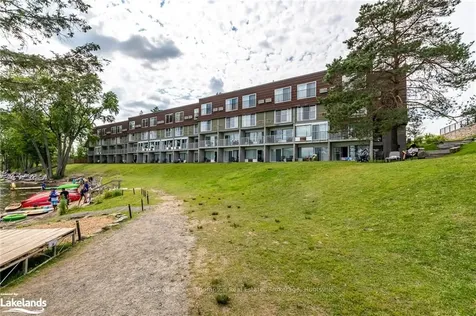1235 Deerhurst Bayshore N/a Huntsville ON P1H 1A9