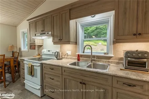 1127 Redstone Lake Road Dysart Et Al ON K0M 1S0