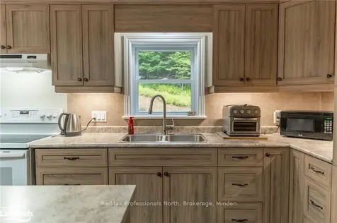 1127 Redstone Lake Road Dysart Et Al ON K0M 1S0