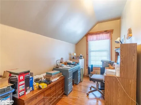 23 Centre Street S Huntsville ON P1H 1V9