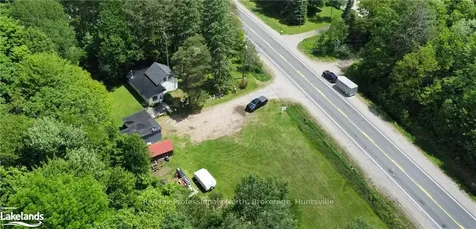 3327 Muskoka 117 Road Lake Of Bays ON P0B 1A0