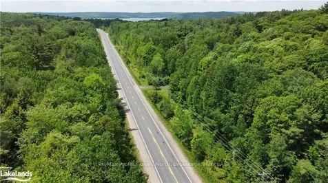 3327 Muskoka 117 Road Lake Of Bays ON P0B 1A0