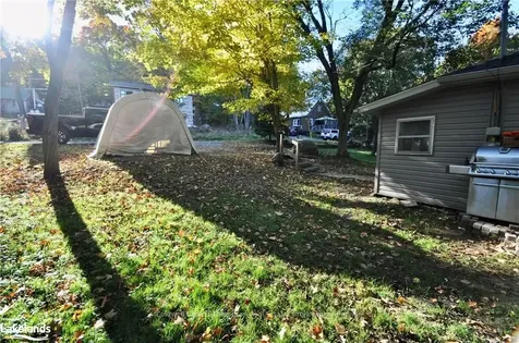 36 Townline Road W Huntsville ON P1H 1S6