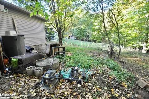 36 Townline Road W Huntsville ON P1H 1S6