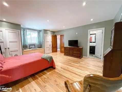 25 Tudhope Street Parry Sound ON P2A 2H9