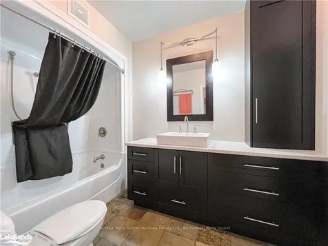 25 Tudhope Street Parry Sound ON P2A 2H9
