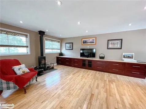 25 Tudhope Street Parry Sound ON P2A 2H9