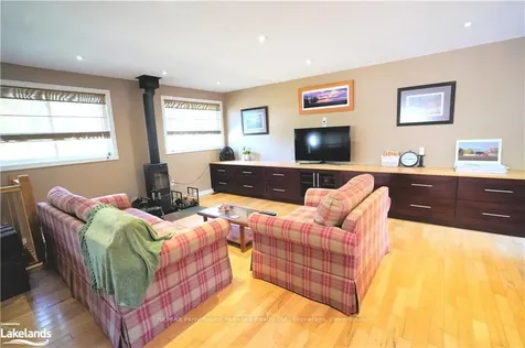 25 Tudhope Street Parry Sound ON P2A 2H9