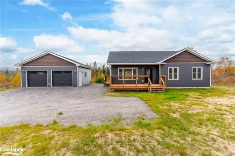 1027 Piper Glen Road Minden Hills ON K0M 2K0