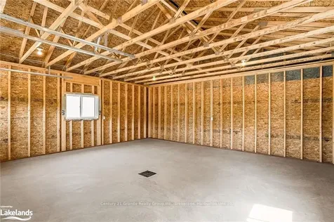 1027 Piper Glen Road Minden Hills ON K0M 2K0