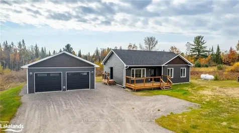 1027 Piper Glen Road Minden Hills ON K0M 2K0