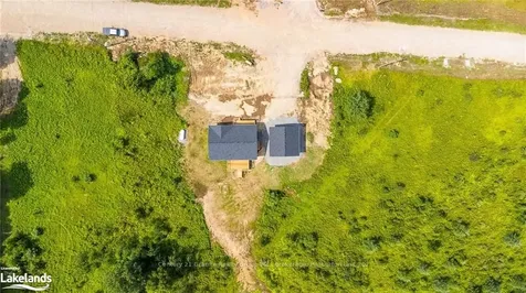 1027 Piper Glen Road Minden Hills ON K0M 2K0