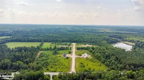 1027 Piper Glen Road Minden Hills ON K0M 2K0