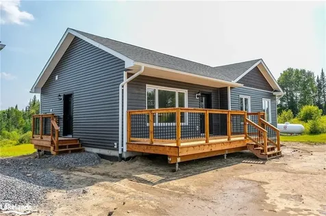 1027 Piper Glen Road Minden Hills ON K0M 2K0