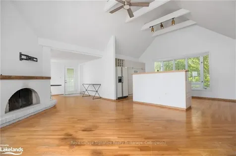 86 Lakeshore Drive Blue Mountains ON N0H 2P0