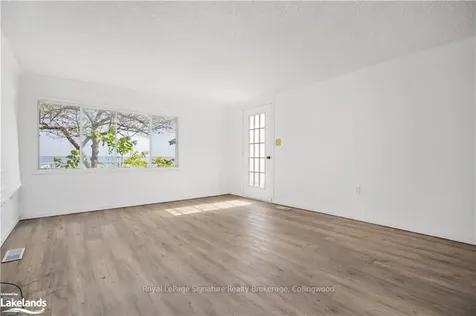 86 Lakeshore Drive Blue Mountains ON N0H 2P0