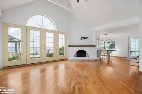 86 Lakeshore Drive Blue Mountains ON N0H 2P0