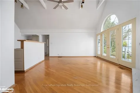 86 Lakeshore Drive Blue Mountains ON N0H 2P0