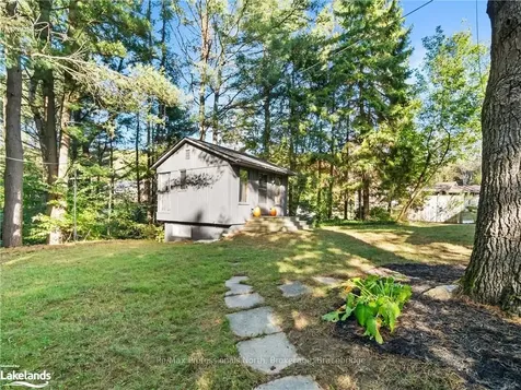 18 Wilshier Boulevard Bracebridge ON P1L 1K9